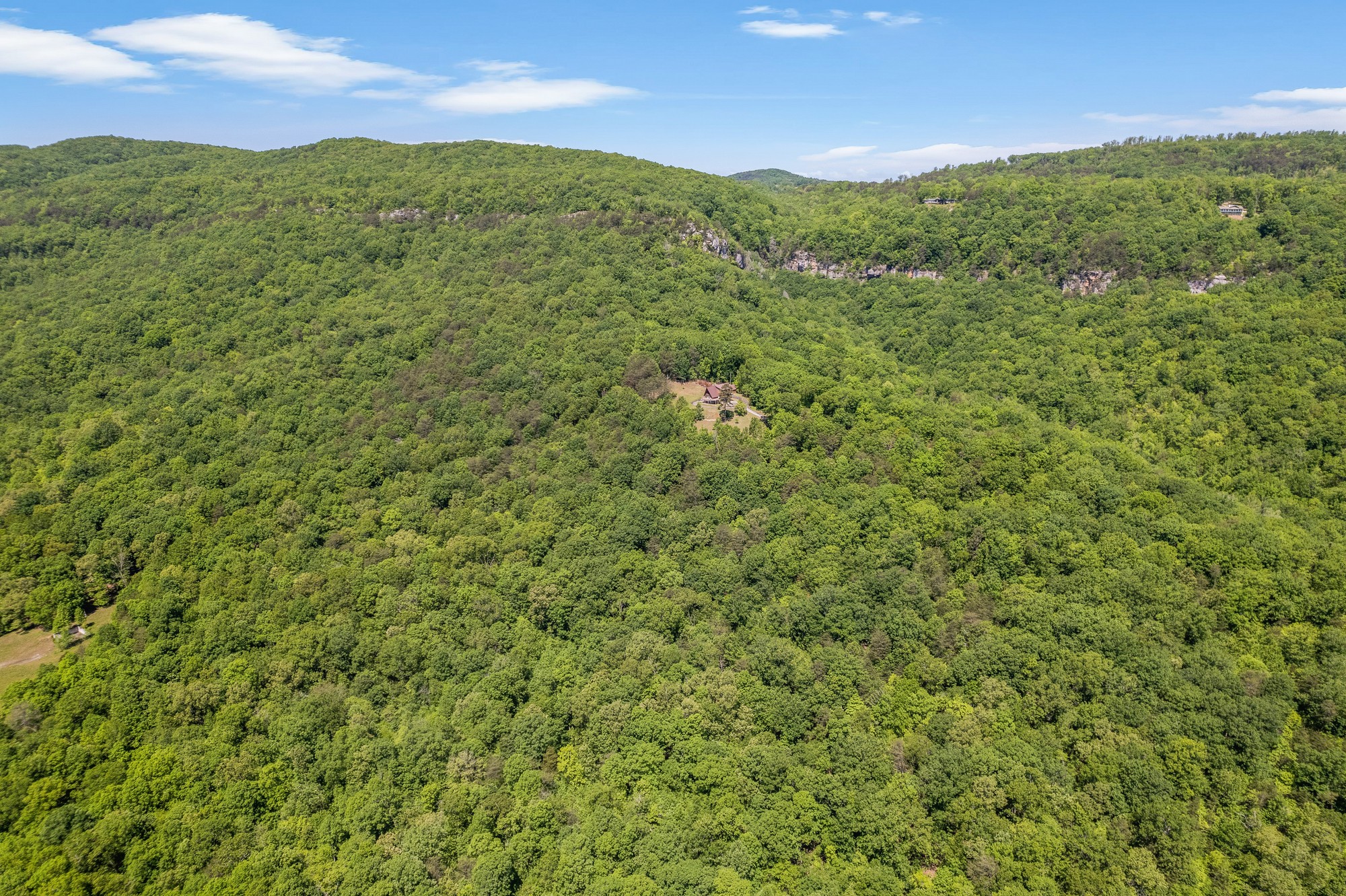 903 Kanuckle Road Pikeville, TN 37367 - Photo 2 of 63 Gallery Image 2