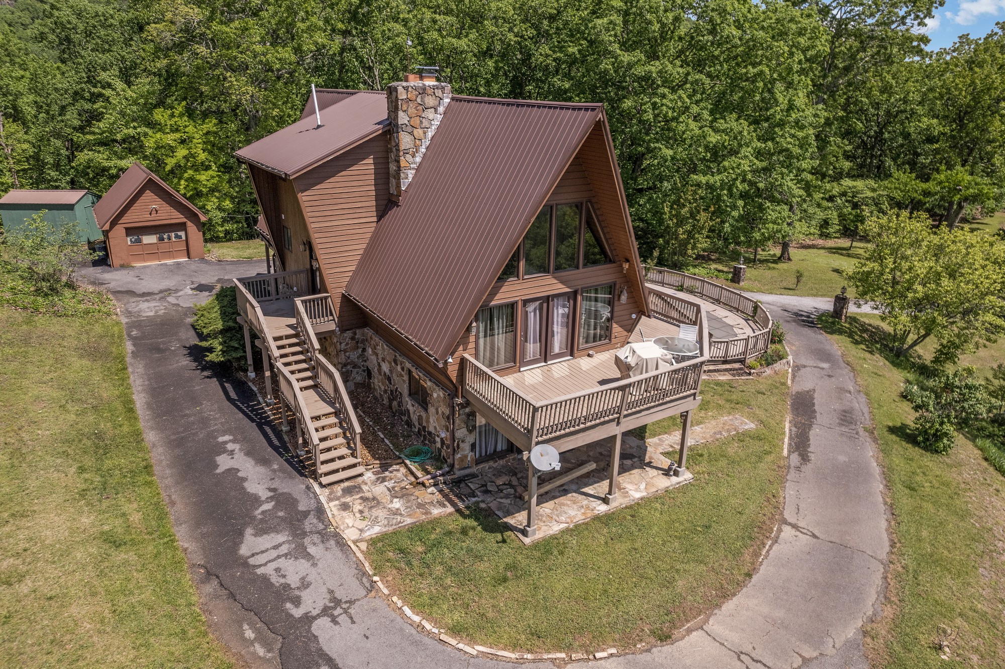 903 Kanuckle Road Pikeville, TN 37367 - Photo 6 of 63 Gallery Image 6