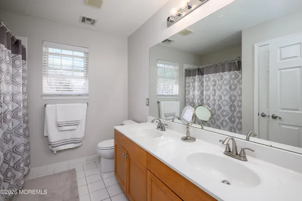 $1,150,000 | 4 Whispering Grove Boulevard, Jackson, NJ 08527