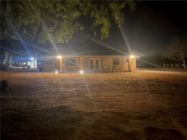 $295,900 | 402 Santa Maria Avenue, San Diego, TX 78384