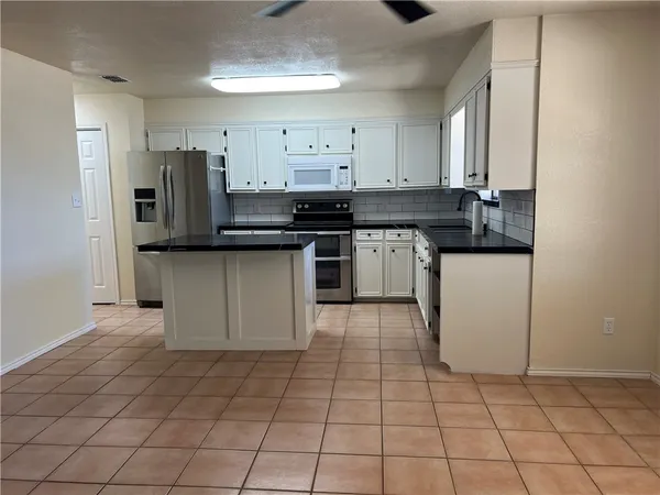 $295,900 | 402 Santa Maria Avenue, San Diego, TX 78384