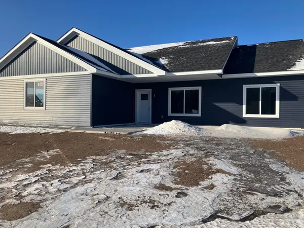 $459,804 | 31864 Tucker Street Northeast, Cambridge, MN 55008