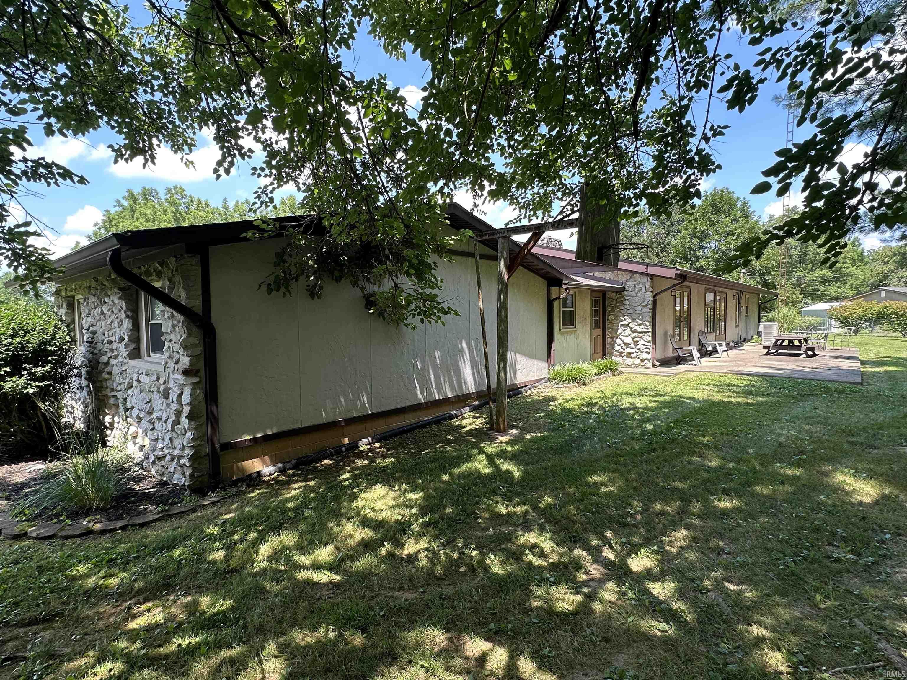 40 Ramey Drive Mitchell, IN 47446 - Photo 11 of 34