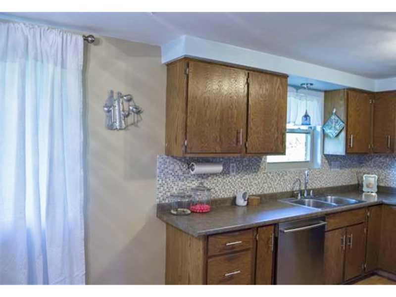 404 Slaughter Hollow Road Irwin, PA 15642 - Photo 6 of 10 Kitchen.