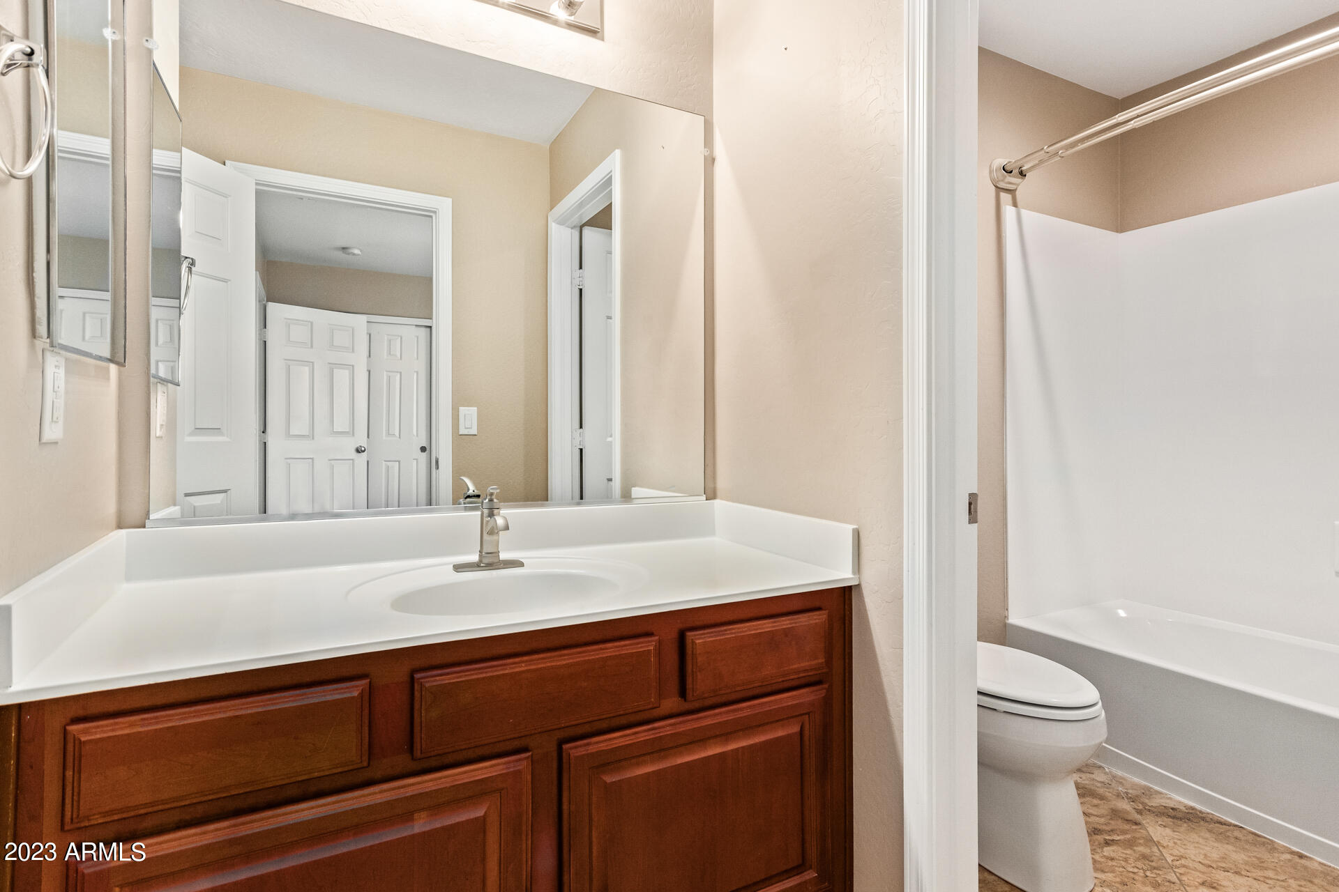 15358 West Wethersfield Road Surprise, AZ 85379 - Photo 29 of 51 32 - Wethersfield