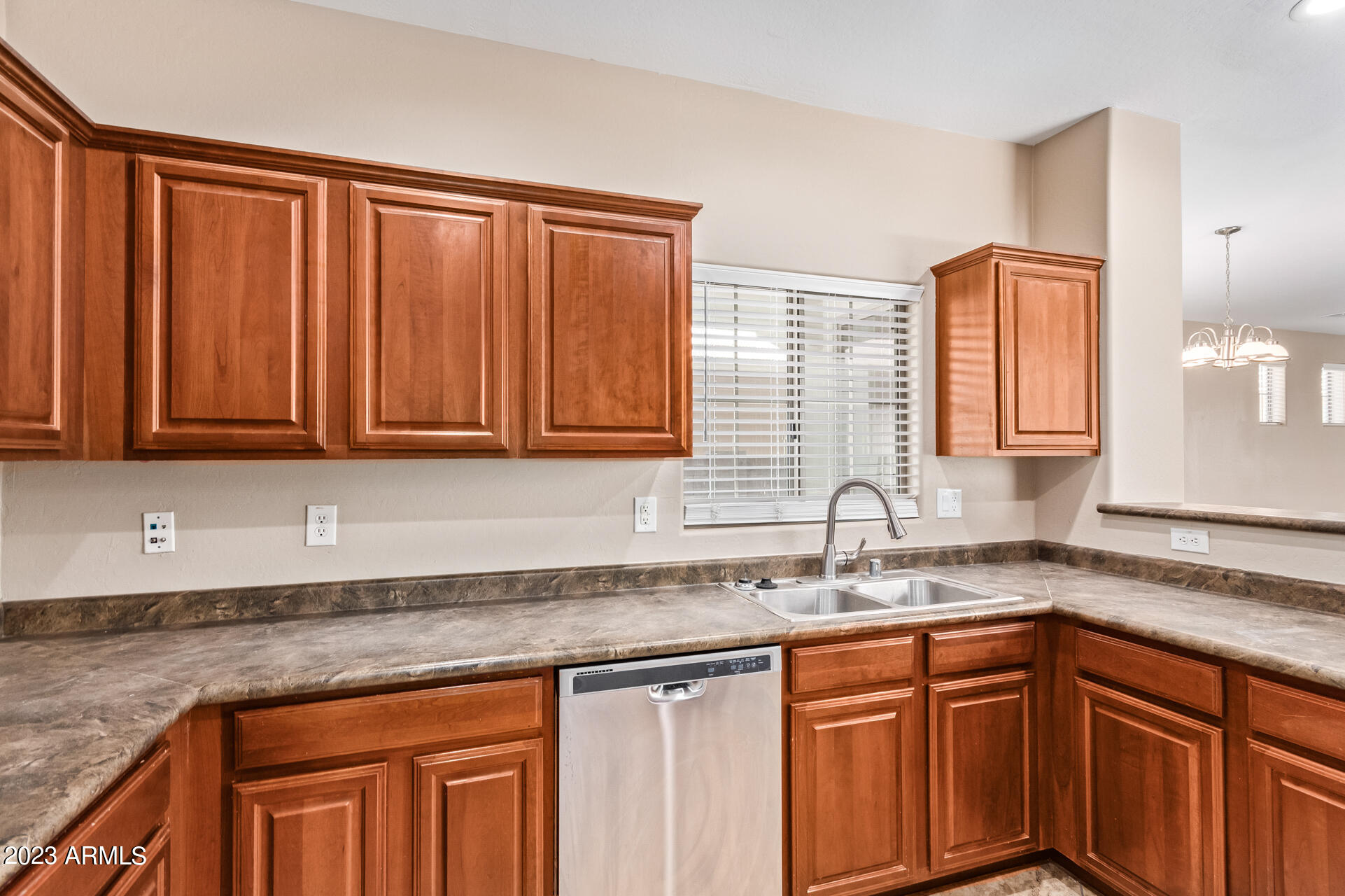 15358 West Wethersfield Road Surprise, AZ 85379 - Photo 9 of 51 17 - Wethersfield