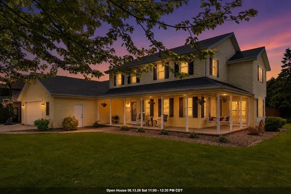 $479,900 | 1079 Grassy Plains Drive, Neenah, WI 54956