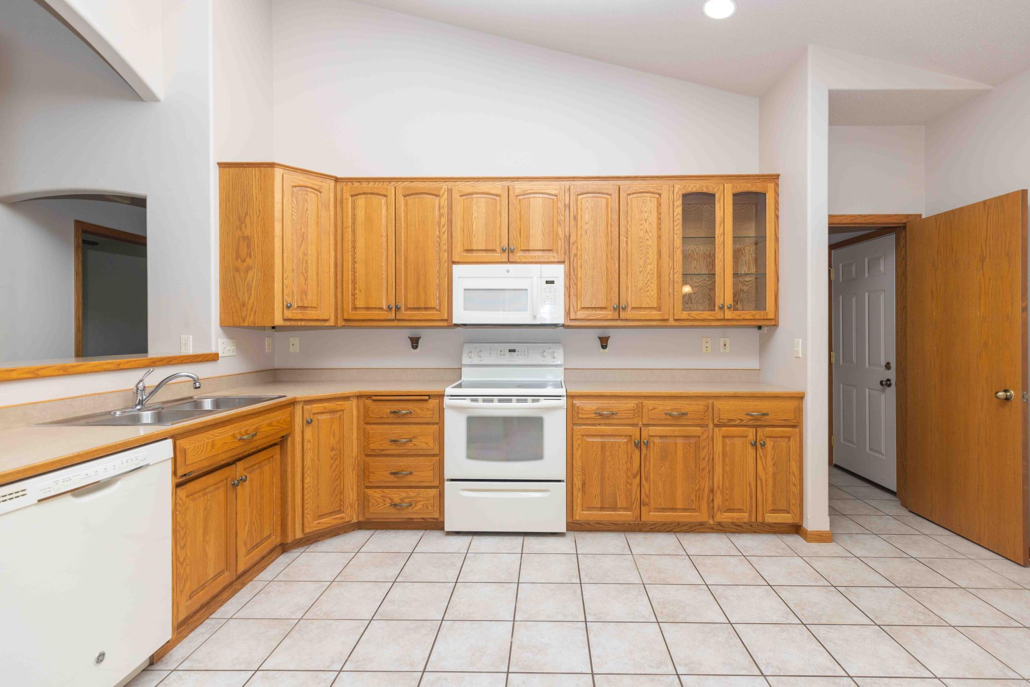 4534 3rd Street South Moorhead, MN 56560 - Photo 16 of 30