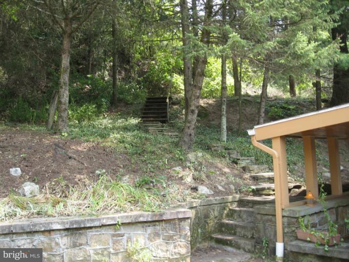 2007 Valley Road Berkeley Springs, WV 25411 - Photo 26 of 30 View