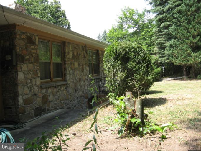 2007 Valley Road Berkeley Springs, WV 25411 - Photo 29 of 30 Exterior (Rear)