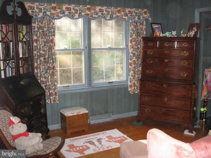 2007 Valley Road Berkeley Springs, WV 25411 - Photo 10 of 30 Bedroom #3