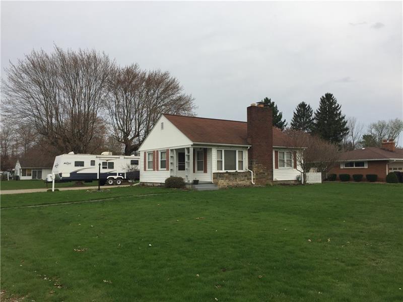 129 Meadowbrook Road Hermitage, PA 16148 - Photo 2 of 20 Gallery Image 2