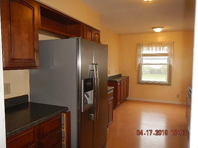 129 Meadowbrook Road Hermitage, PA 16148 - Photo 7 of 20 Gallery Image 7