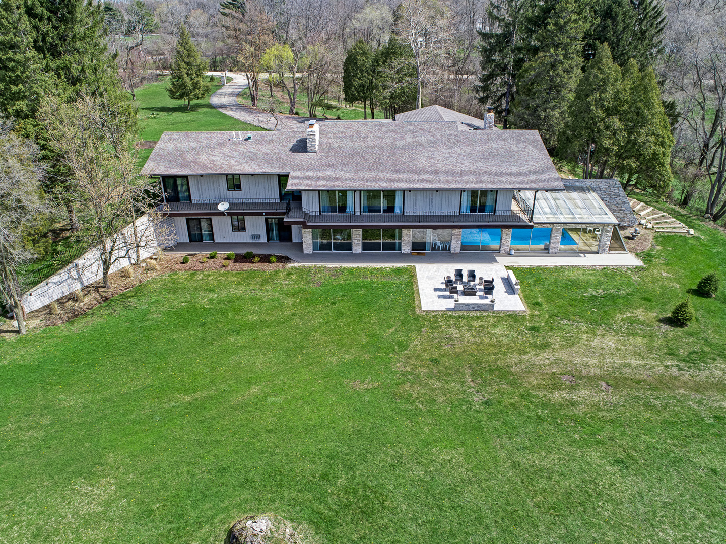 346 Old Sutton Road Barrington Hills, IL 60010 - Photo 2 of 50
