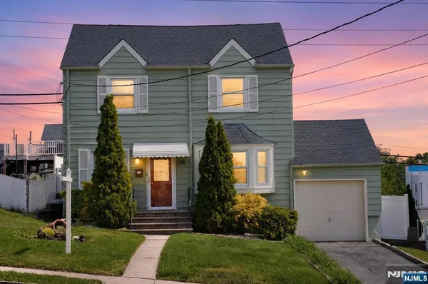 $599,000 | 128 White Oak Terrace, Belleville, NJ 07109