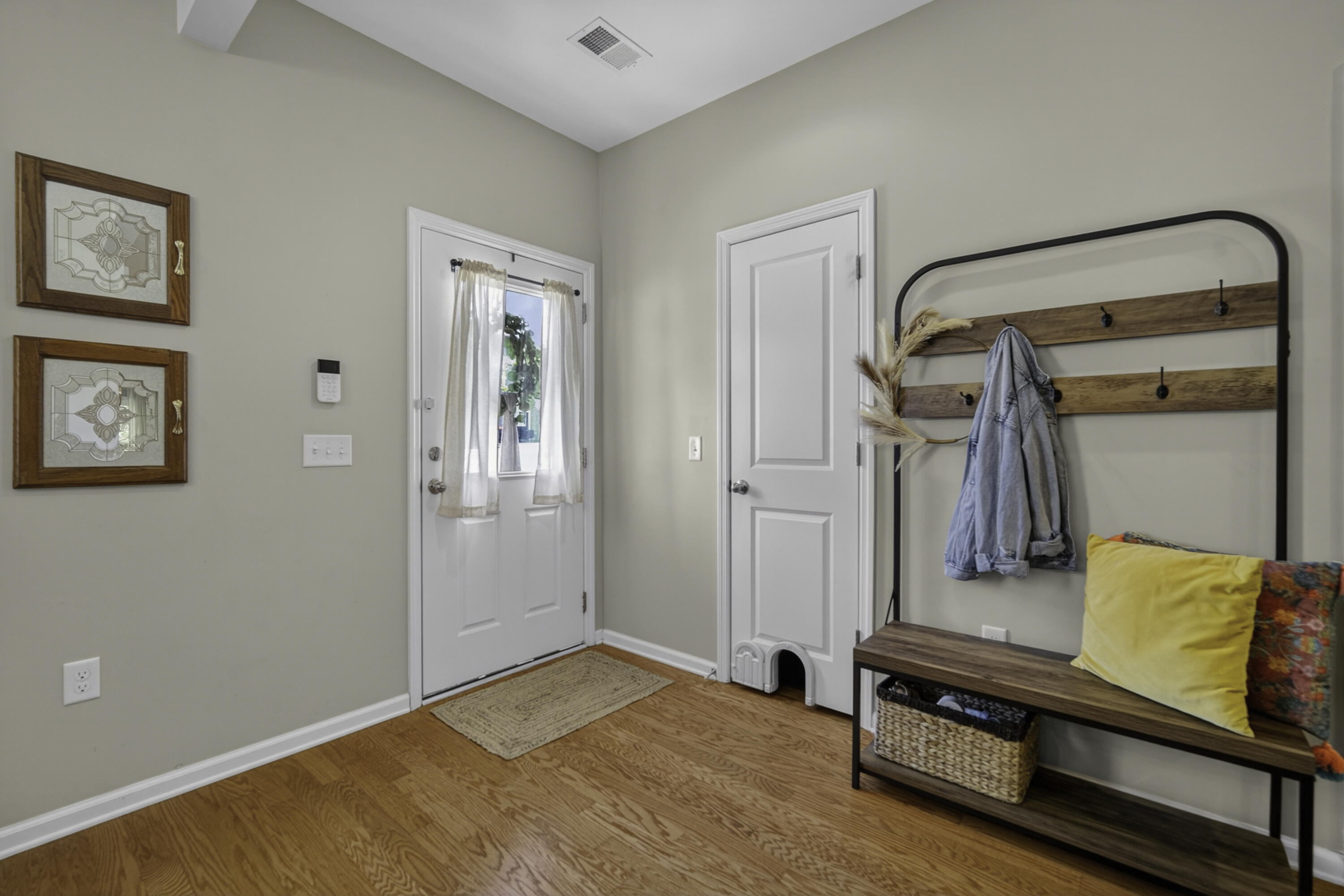 9127 Parlor Drive Ladson, SC 29456 - Photo 7 of 33