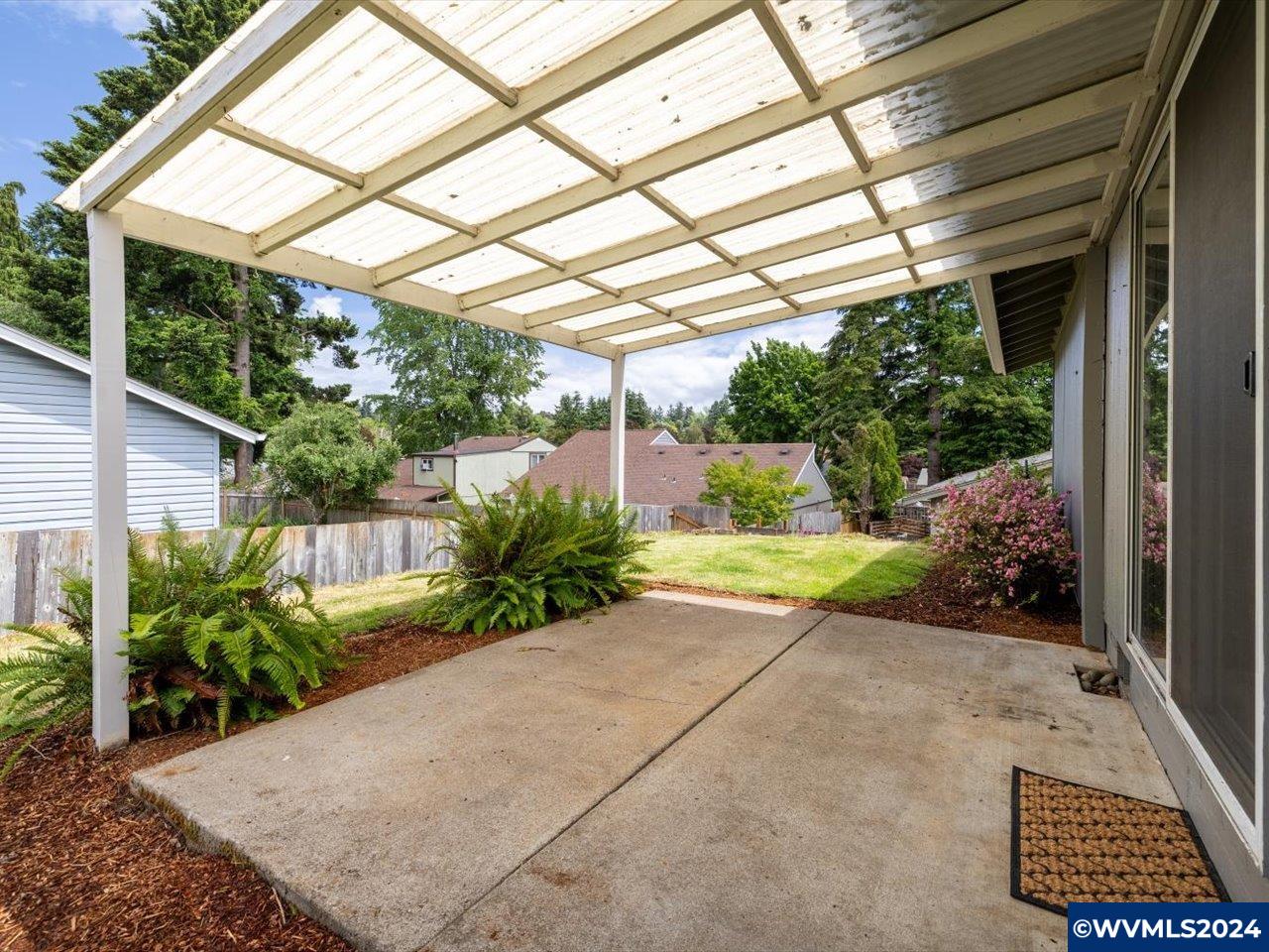 401 Flint Ridge Street Southeast Salem, OR 97306 - Photo 18 of 21 Gallery Image 18