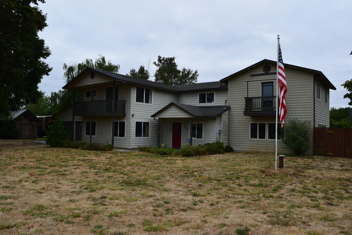 847 Big Bend Road Roseburg, OR 97471 - Photo 1 of 25 Primary Photo