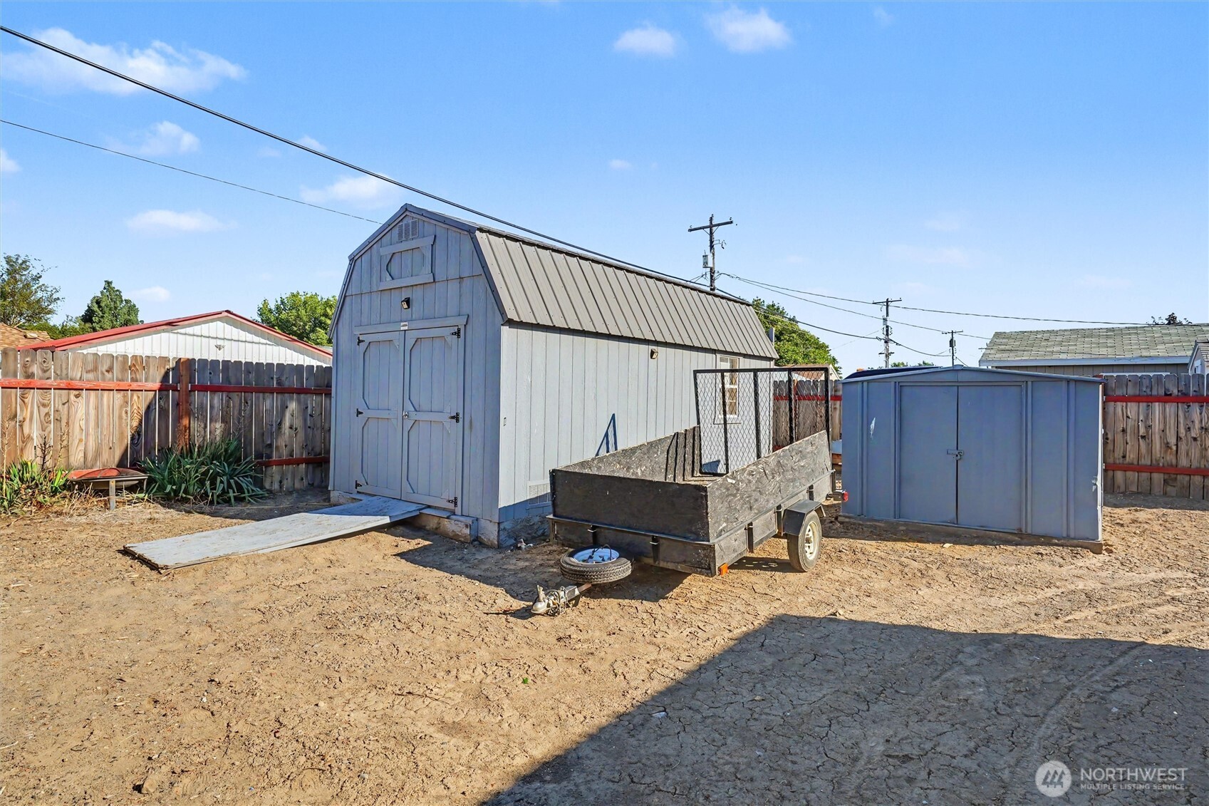 204 E Street Southwest Ephrata, WA 98823 - Photo 27 of 31 a house view with a outdoor space