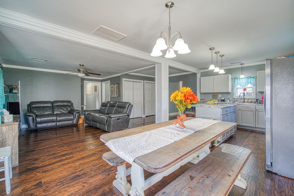 854 South Green River Road Gaffney, SC 29341 - Photo 6 of 22