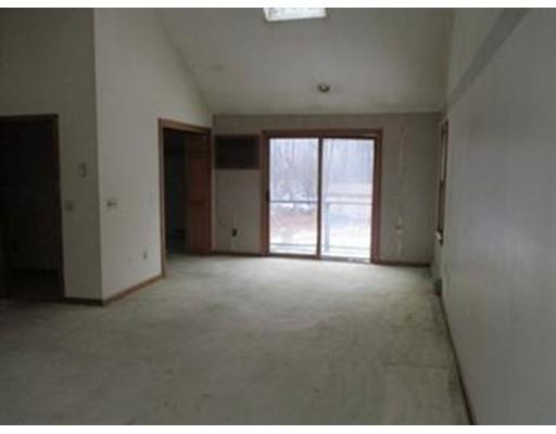 130 Brigham Road Worcester, MA 01609 - Photo 12 of 14 Gallery Image 12