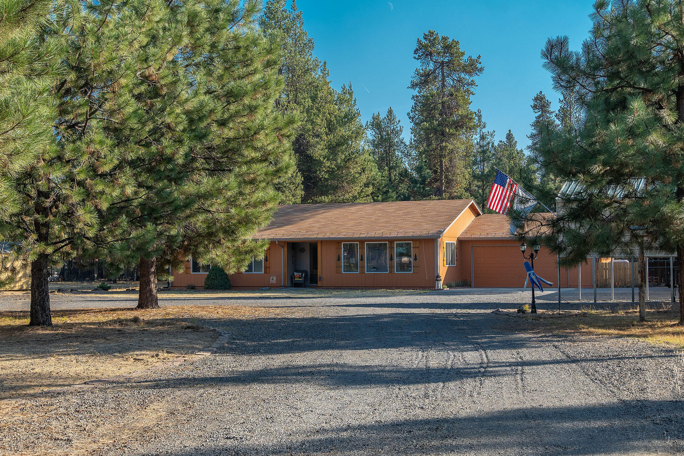15477 Liberty Road La Pine, OR 97739 - Photo 22 of 30 Road View