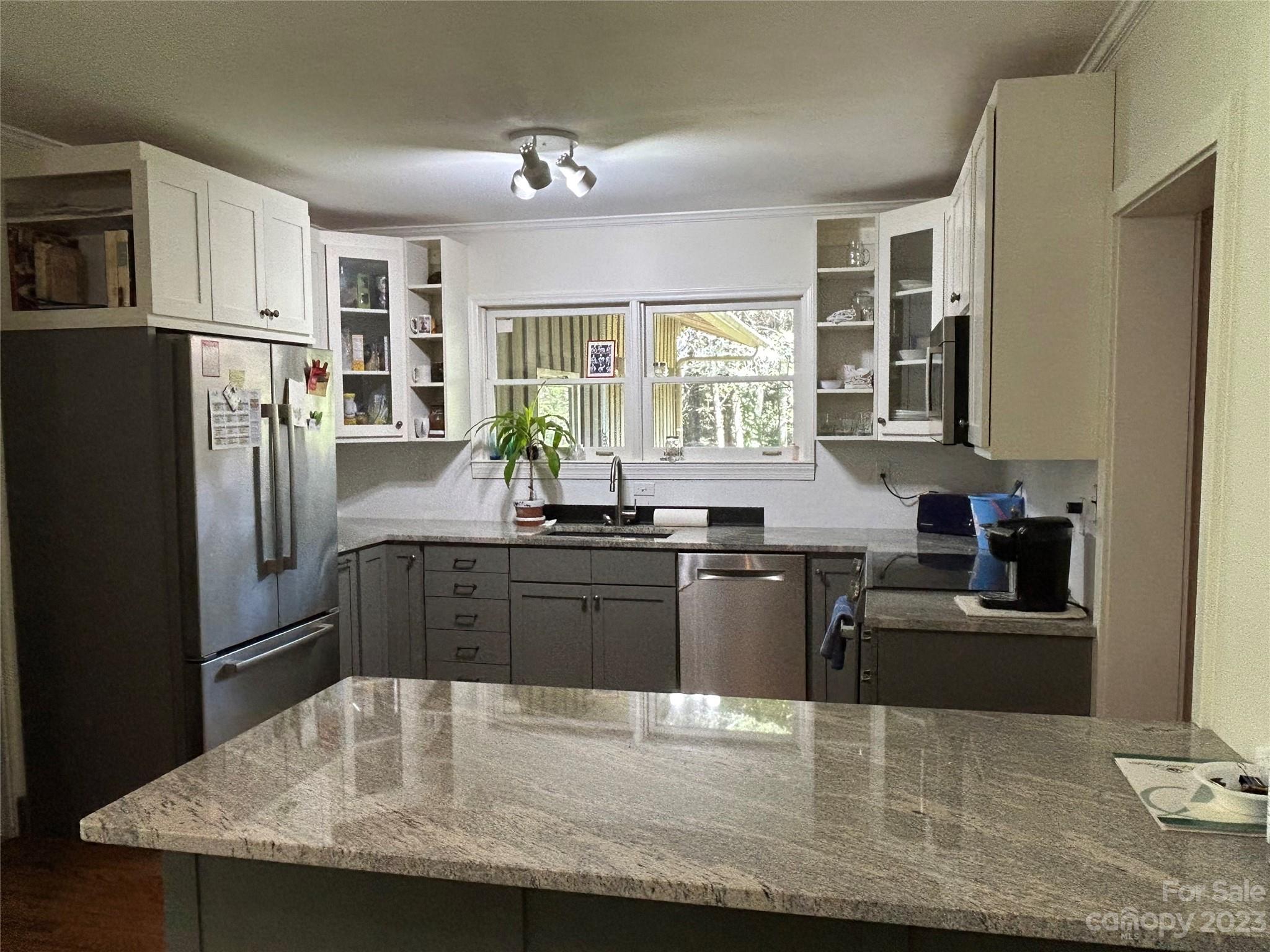 313 Vanderbilt Road Asheville, NC 28803 - Photo 7 of 20 Gallery Image 7