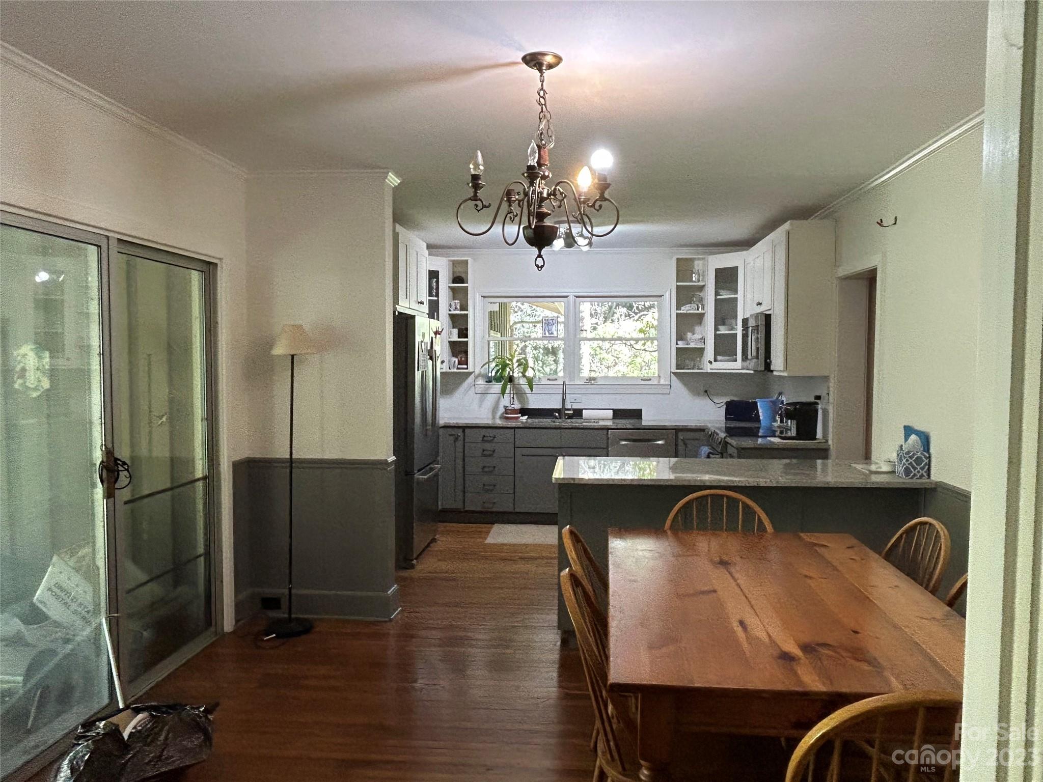 313 Vanderbilt Road Asheville, NC 28803 - Photo 8 of 20 Gallery Image 8