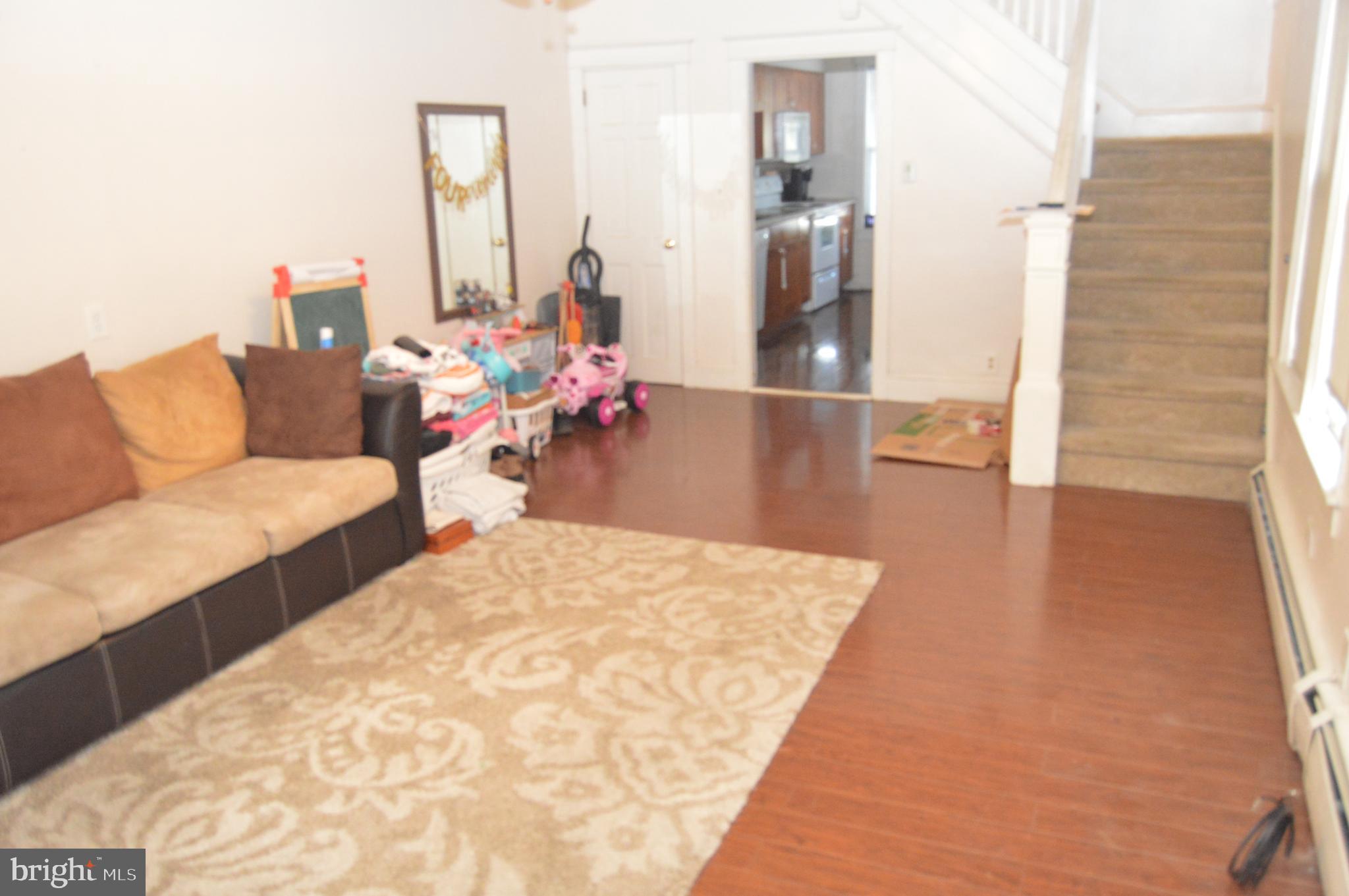 1115 Fern Avenue Reading, PA 19607 - Photo 4 of 25 Living Room