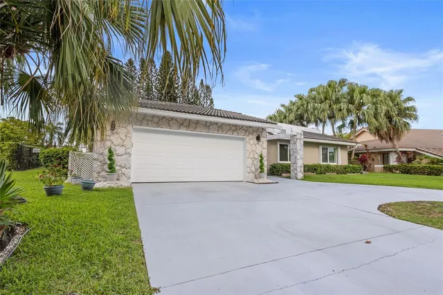 $775,000 | 7626 Northwest 87th Avenue, Tamarac, FL 33321