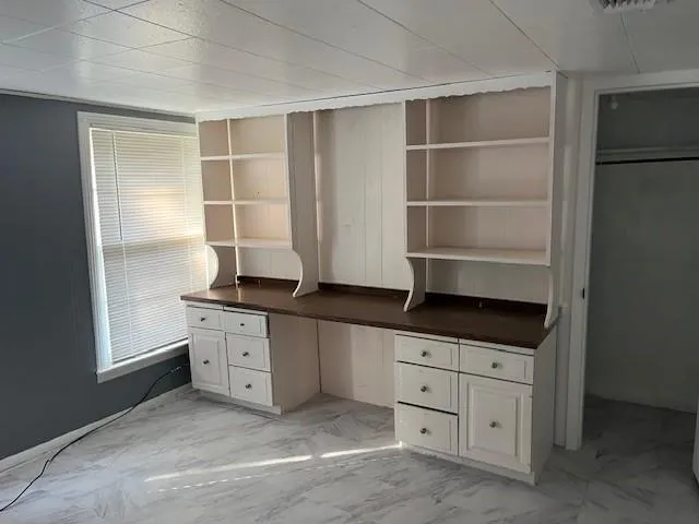 $1,300 | 409 North College Drive, Keene, TX 76059