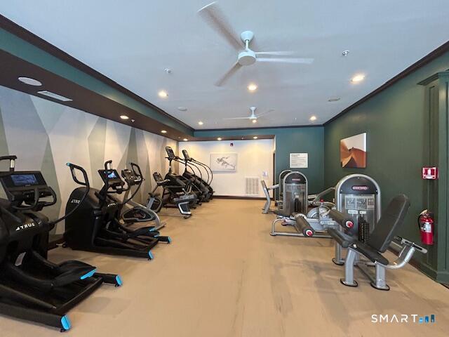 138 Hollow Tree Ridge Road, Unit 1702 Darien, CT 06820 - Photo 25 of 28