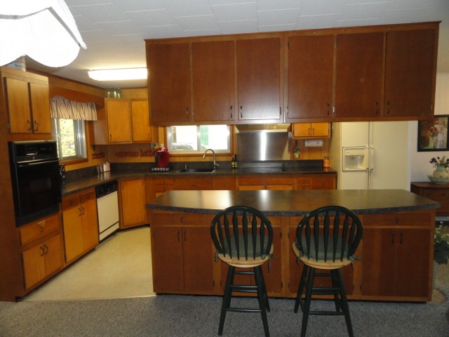 6533 Betsie River Road Interlochen, MI 49643 - Photo 7 of 34 1812549-6.JPG