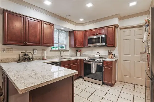 $2,190 | 545 Hutchinson Street, Mandeville, LA 70448