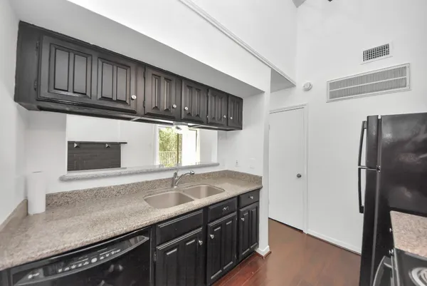 $139,000 | 3500 Tangle Brush Drive, Unit 8, Spring, TX 77381