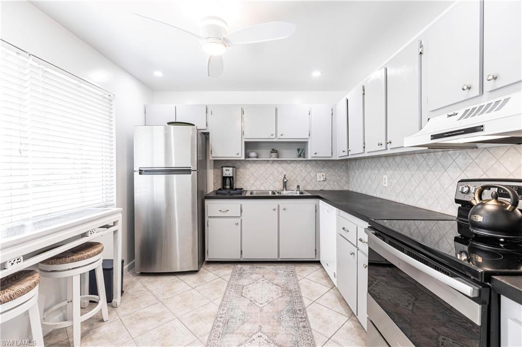 550 Teryl Road, Unit 2302 Naples, FL 34112 - Photo 12 of 37