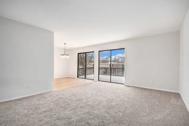 $399,900 | 5449 Arlington Drive East, Hanover Park, IL 60133