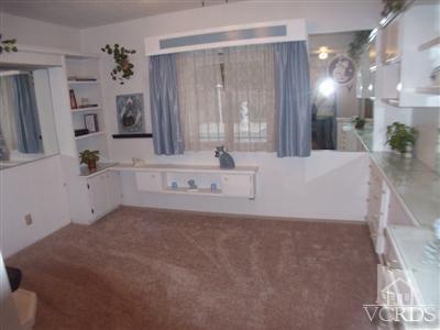 713 Appleton Road Simi Valley, CA 93065 - Photo 19 of 20 a spacious bathroom with a bathtub and a shower