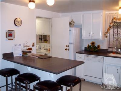 713 Appleton Road Simi Valley, CA 93065 - Photo 3 of 20