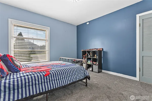 $410,000 | 208 Harrison Street, Sumas, WA 98295