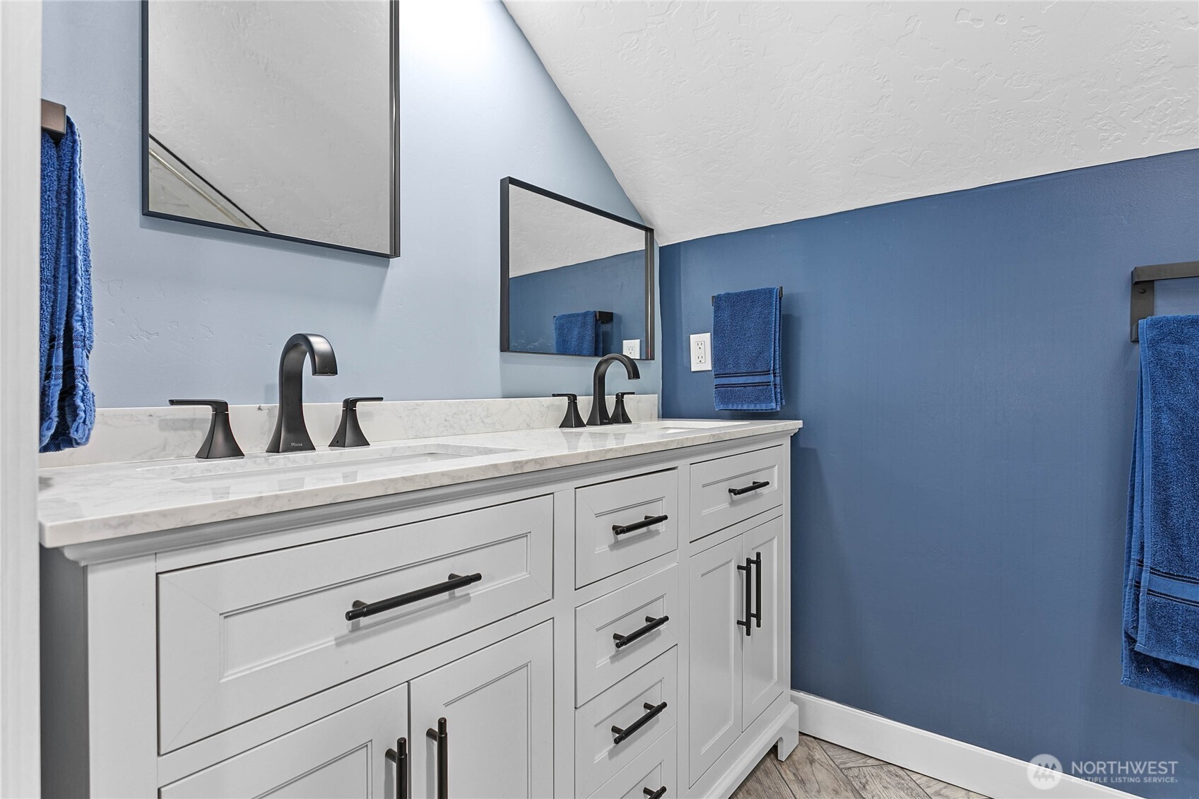 208 Harrison Street Sumas, WA 98295 - Photo 26 of 38