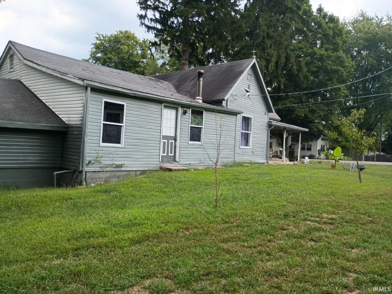 254 North Cold Springs Road Bloomfield, IN 47424 - Photo 8 of 10 Gallery Image 8