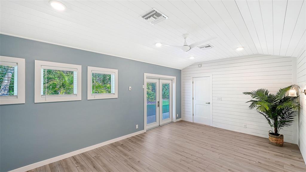 7221 Plovers Way Sarasota, FL 34242 - Photo 25 of 100