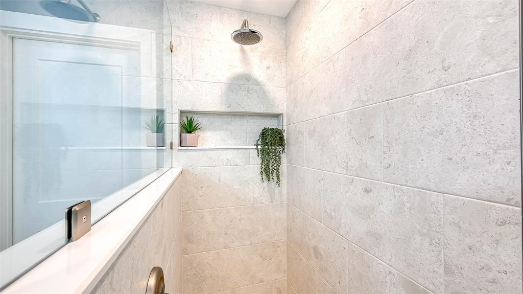 7221 Plovers Way Sarasota, FL 34242 - Photo 31 of 100