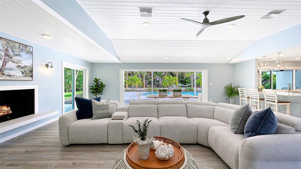 7221 Plovers Way Sarasota, FL 34242 - Photo 10 of 100