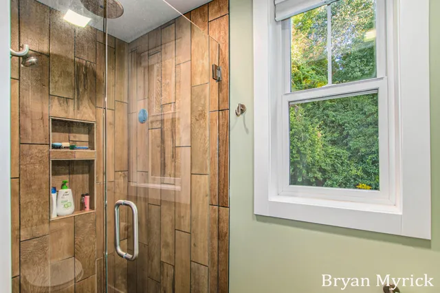 $1,150,000 | 4656 Arbor Trail, Holland, MI 49423