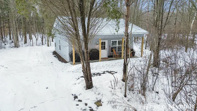 $1,150,000 | 4656 Arbor Trail, Holland, MI 49423