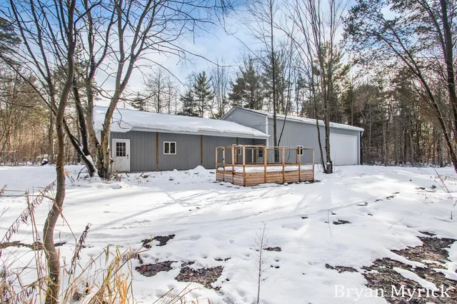 $1,150,000 | 4656 Arbor Trail, Holland, MI 49423