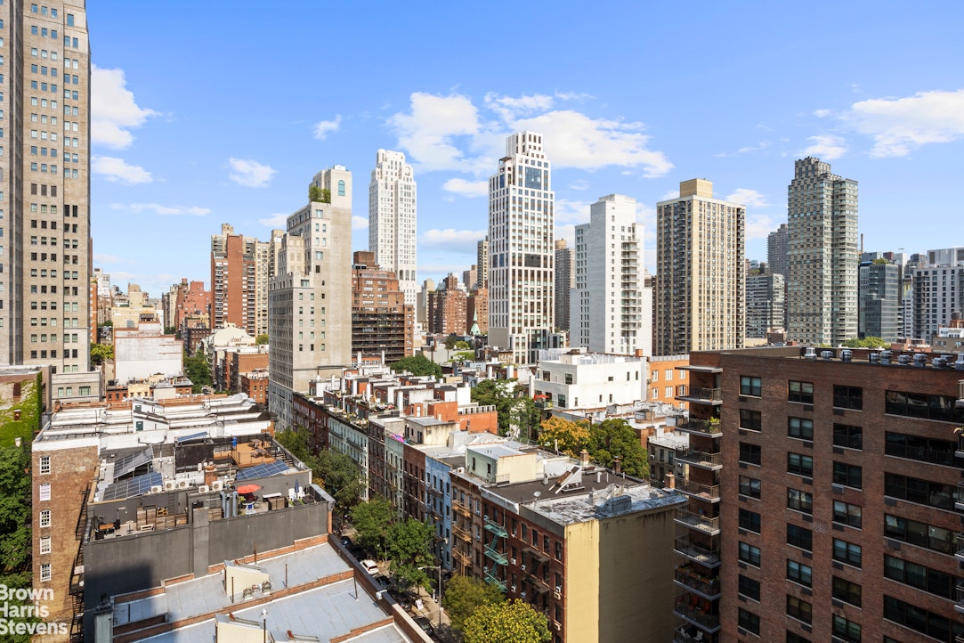 345 East 80th Street, Unit 15B Manhattan, NY 10075 - Photo 12 of 13