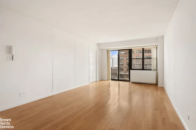 $1,150,000 | 345 East 80th Street, Unit 15B | Upper East Side
